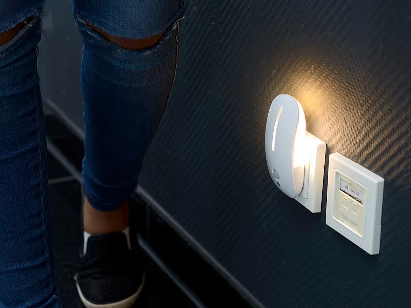 Lunartec Steckdosenlicht:LED-Steckdosen-Nachtlicht Mit Bewegungsmelder & Dämmerungs-Sensor 8 Lunartec Steckdosenlicht:LED-Steckdosen-Nachtlicht Mit Bewegungsmelder & Dämmerungs-Sensor – Bild 6
