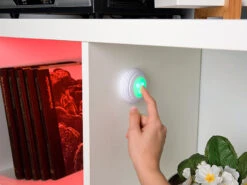 Lunartec LED Spot:3er-Set RGB+W-LED-Unterbauleuchten, Fernbedienung, Timer, Erweiterbar -Lunartec Shop nx6896 25