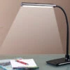 Lunartec LED Schreibtischleuchte:Dimmbare LED-Schreibtischlampe 6 W Mit Schwanenhals, Schwarz