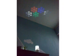 Lunartec Projektor Kerze:LED-Projektions-Kerze, 24 Weihnachtliche Motive, Fernbedienung, 15 Cm -Lunartec Shop nx8977 17 1