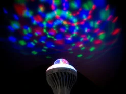 Lunartec Discolampe:Rotierende Disco-LED-Lampe, Galaxie-Effekt, Weißlichtmodus, E27, 5 W 10 Lunartec Discolampe:Rotierende Disco-LED-Lampe, Galaxie-Effekt, Weißlichtmodus, E27, 5 W -Lunartec Shop nx9128 2