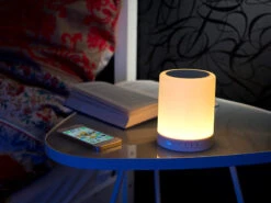 Lunartec Bluetooth Tischlampe:2in1-Lautsprecher, Bluetooth, Akku, LED-Tischleuchte 6 Watt, 160 Lumen 15 Lunartec Bluetooth Tischlampe:2in1-Lautsprecher, Bluetooth, Akku, LED-Tischleuchte 6 Watt, 160 Lumen -Lunartec Shop nx9139 3