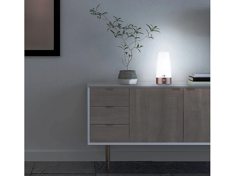 Lunartec Akku Lampe:LED-Akku-Tischlampe Mit PIR-Bewegungs-Sensor, USB, Warmweiß, Rund 5 Lunartec Akku Lampe:LED-Akku-Tischlampe Mit PIR-Bewegungs-Sensor, USB, Warmweiß, Rund – Bild 3