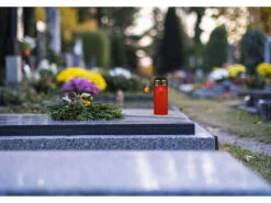 PEARL Solar Grabkerze:2er-Set Große Solar-LED-Grablichter Mit Dauerlicht, Rot -Lunartec Shop zx6217 6 1